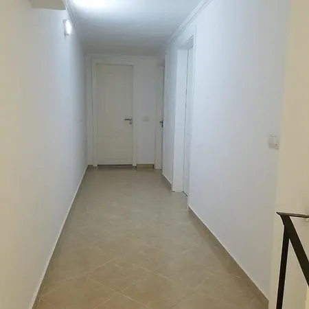 Διαμέρισμα Luxury Duplex Armand Durres Golem (Tirana)