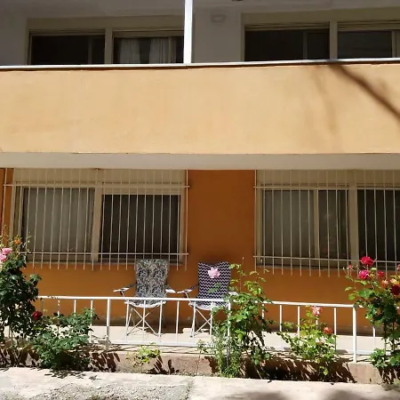 Luxury Duplex Armand Durres Апартаменты Голем