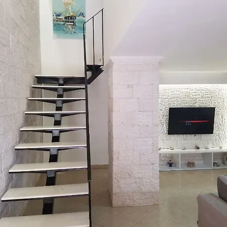 Luxury Duplex Armand Durres Διαμέρισμα