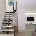 Luxury Duplex Armand Durres Lägenhet